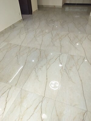 Bathroom in 2 BHK Builder Floor at Palm Residency Chhatarpur, Chattarpur – for Rent