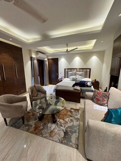 3 BHK + Servant Room Builder Floor For Rent in Safdarjung Enclave