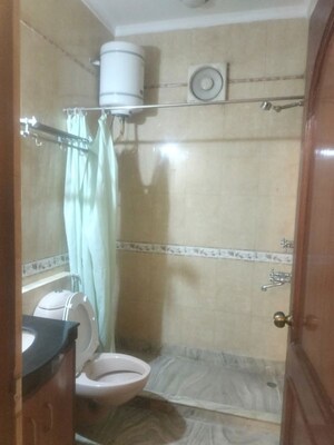 Bathroom in 1 BHK Builder Floor at Delhi Cantonment – for Rent