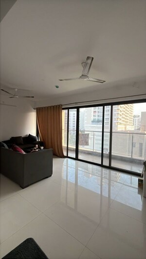 Room in 3 BHK Apartment at Majestique Signature Tower Phase 2, Balewadi – for Rent