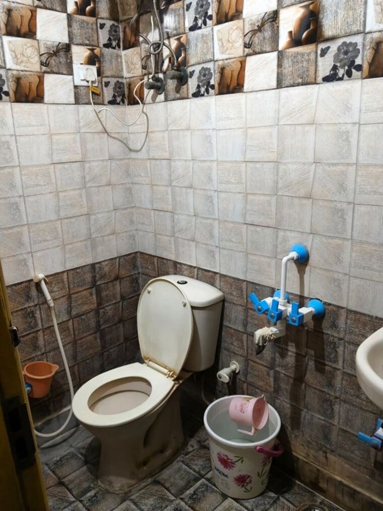 Bathroom, abcz-east-sapphire 2 Bedroom 850 Sq.Ft. Builder Floor In Sector 45 Noida 10320255