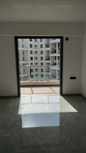 Room in 3 BHK Apartment at Kamalraj Athens, Wakad – for Rent