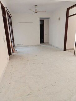 3 BHK + Servant Room Apartment For Sale in M3M Merlin