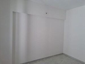 Room in 2 BHK Apartment at RR Lunkad 66 Avenue, Pimple Nilakh – for Rent