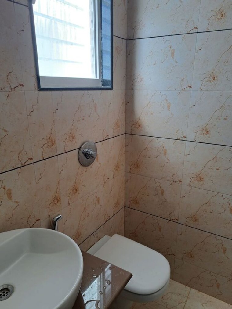Bathroom, rr-lunkad-66-avenue 2 Bedroom 800 Sq.Ft. Apartment In Pimple Nilakh Pune 10320298