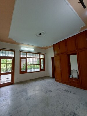 Room in 3 BHK Independent House at Sector 12 Panchkula – for Rent