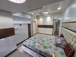 2 BHK Apartment For Sale in Gurukrupa Marina Enclave