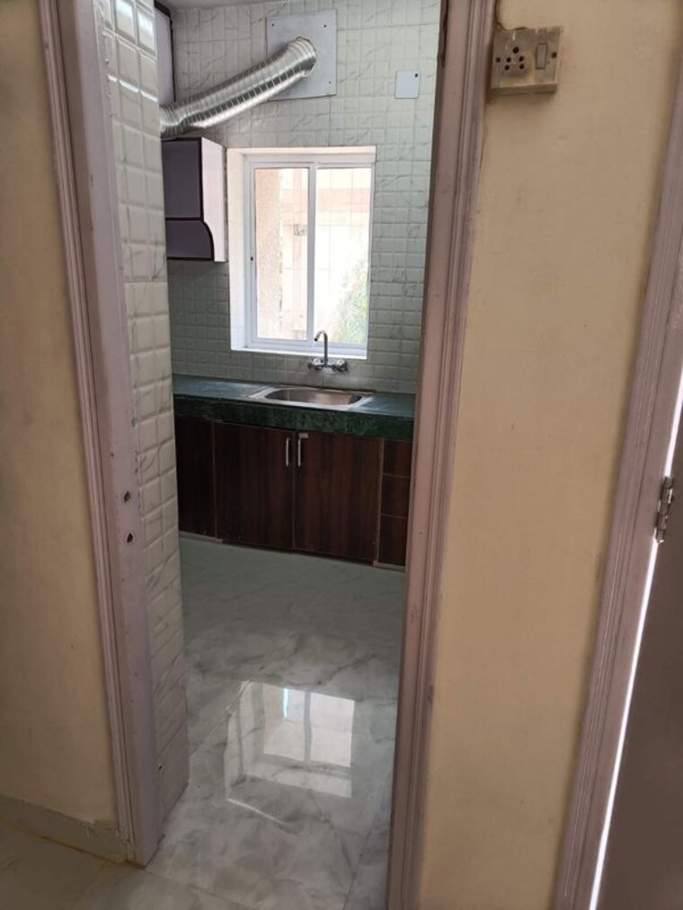 Bathroom, jubilee-apartments 2 Bedroom 1100 Sq.Ft. Apartment In Sector 15 Gurgaon 10320302