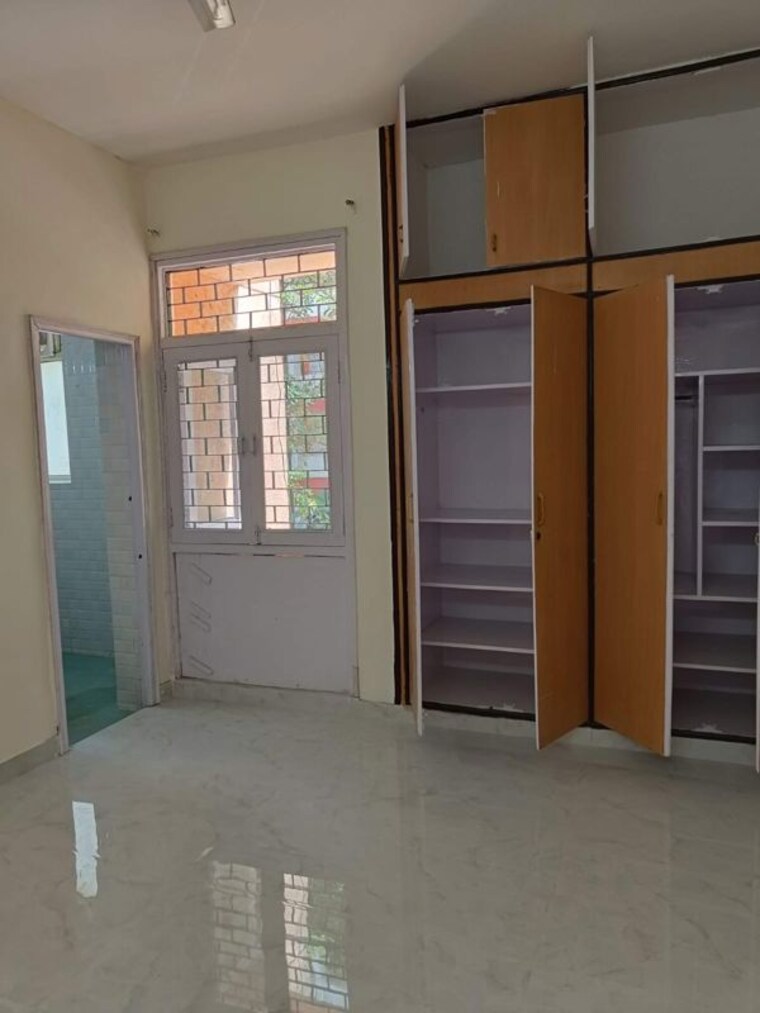 Room, jubilee-apartments 2 Bedroom 1100 Sq.Ft. Apartment In Sector 15 Gurgaon 10320302