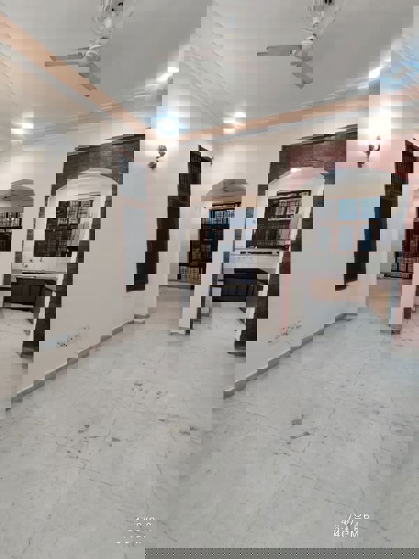 2.5 BHK + Pooja Room,Servant Room,Study Room,Extra Room,Basement,Store Room 2000 Sq.Ft. Builder Floor in MVL IPark