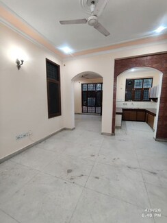 2.5 BHK + Pooja Room,Servant Room,Study Room,Extra Room,Basement,Store Room Builder Floor For Rent in MVL IPark