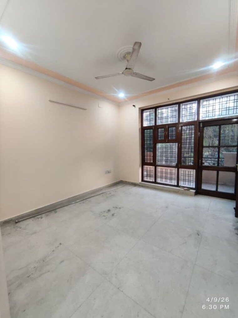 Room, mvl-ipark 2.5 Bedroom 2000 Sq.Ft. Builder Floor In Sector 15 Gurgaon 10320331