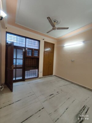 Room in 2.5 BHK Builder Floor at MVL IPark, Sector 15 – for Rent