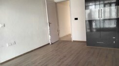 3 BHK + Servant Room Apartment For Rent in Pareena The Elite Residences