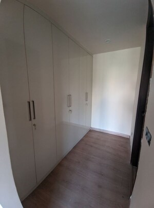 Room in 4 BHK Apartment at Eros Edenwood Towers, Lakkarpur – for Sale