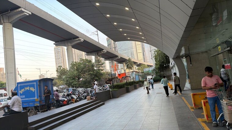 Exterior View, express-zone Commercial Office Space 1201 Sq.Ft. In Malad East Mumbai 10320371