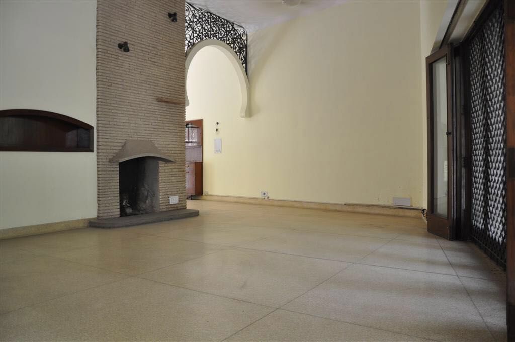 3 BHK + Servant Room,Study Room Builder Floor For Sale in Safdarjung Enclave