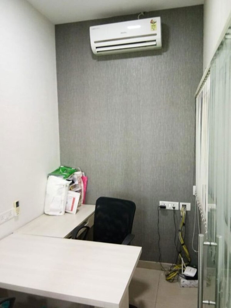 Team Area, real-tech-park Commercial Office Space 1050 Sq.Ft. In Vashi Sector 30a Navi Mumbai 10320375