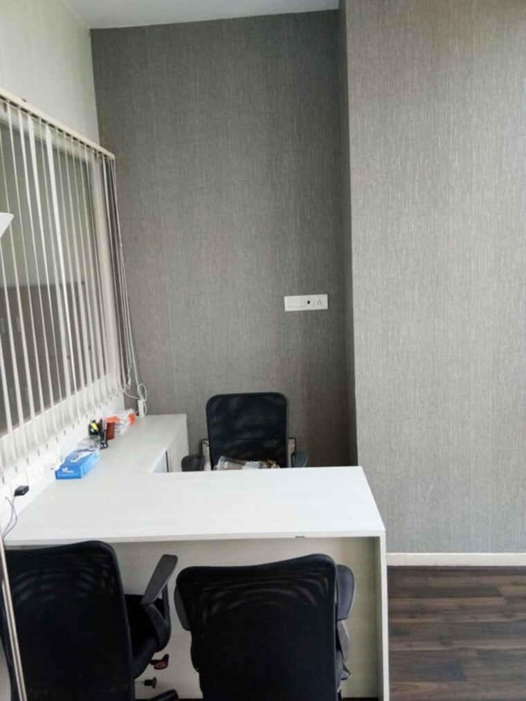 Team Area, real-tech-park Commercial Office Space 1050 Sq.Ft. In Vashi Sector 30a Navi Mumbai 10320375