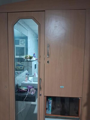 Bathroom in 5 BHK Apartment at Shakti the Sky Lark  Apartment, Sector 52 – for Rent