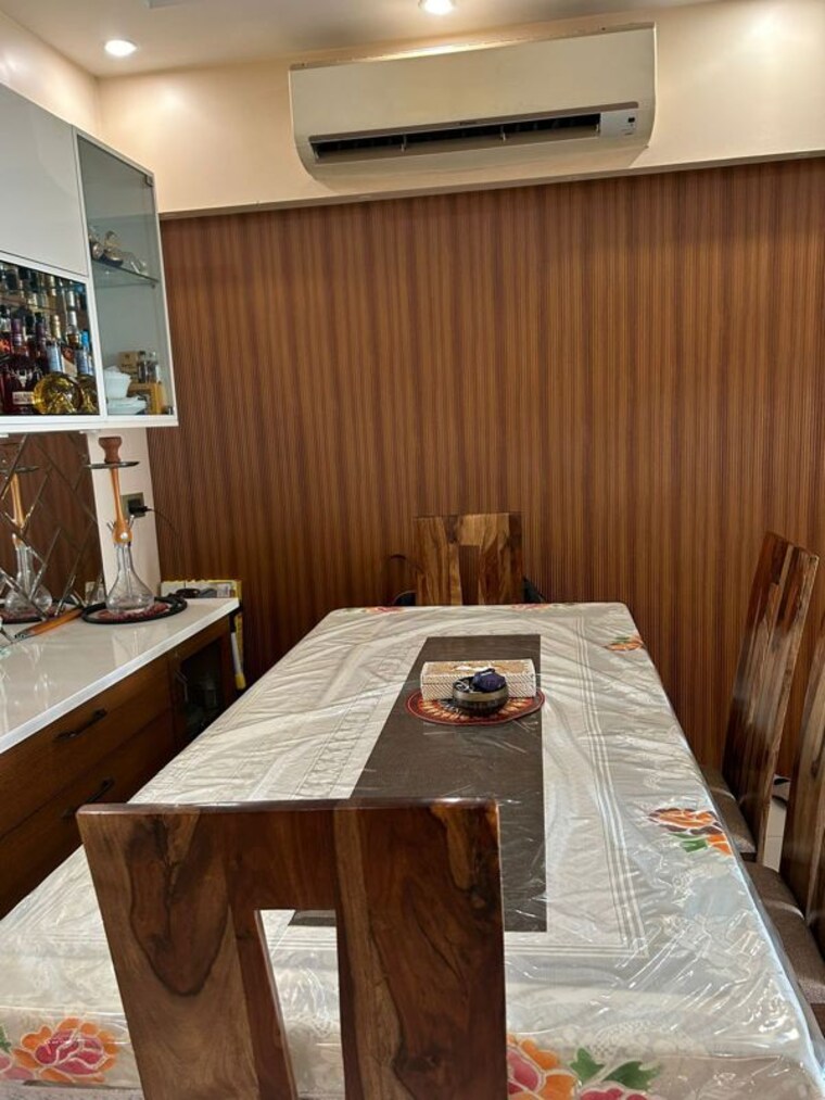 Dining area, tulip-violet 3 Bedroom 1578 Sq.Ft. Apartment In Sector 69 Gurgaon 10320489