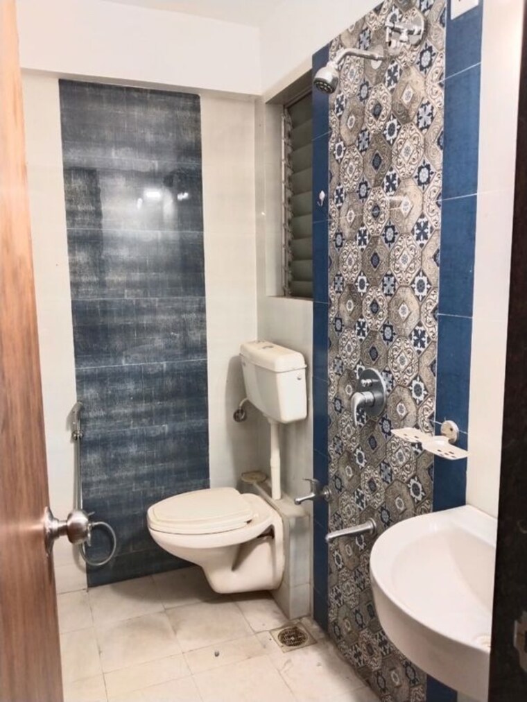 Bathroom, neel-sidhi-ballarat 1 Bedroom 650 Sq.Ft. Apartment In New Panvel Navi Mumbai 10320499