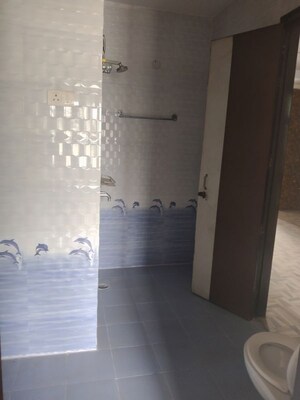 Bathroom in 3 BHK Builder Floor at Sector 46 – for Rent