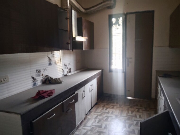Kitchen, sector 46 3 Bedroom 275 Sq.Ft. Builder Floor In Sector 46 Faridabad 10320504