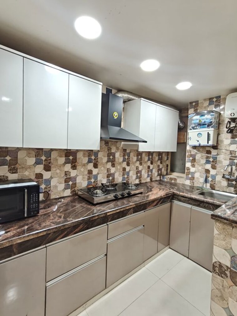 Kitchen, sector 42 2 Bedroom 1500 Sq.Ft. Builder Floor In Sector 42 Gurgaon 10320557