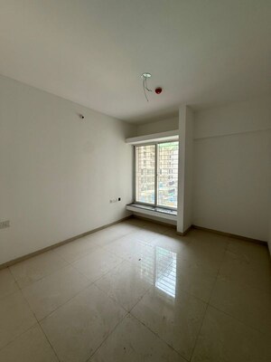 Room in 2 BHK Apartment at Krisala 41 Cosmo, Tathawade – for Rent