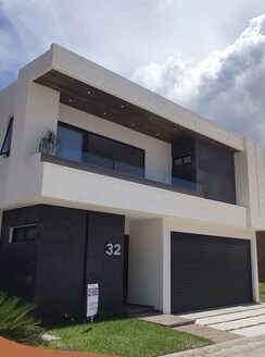 3 BHK + Pooja Room,Study Room,Store Room Villa For Sale in Aratt Amora Park View