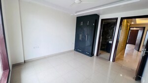 Room in 4 BHK Builder Floor at SS Mayfield Gardens, Sector 51 – for Sale