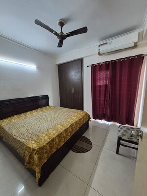 Bedroom in 2.5 BHK Apartment at Panchsheel Greens II, Sector 16 Greater Noida – for Sale