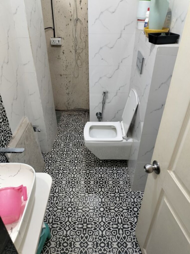 Bathroom, prestige-residency-thane 2 Bedroom 600 Sq.Ft. Apartment In Ghodbunder Road Thane 10320622