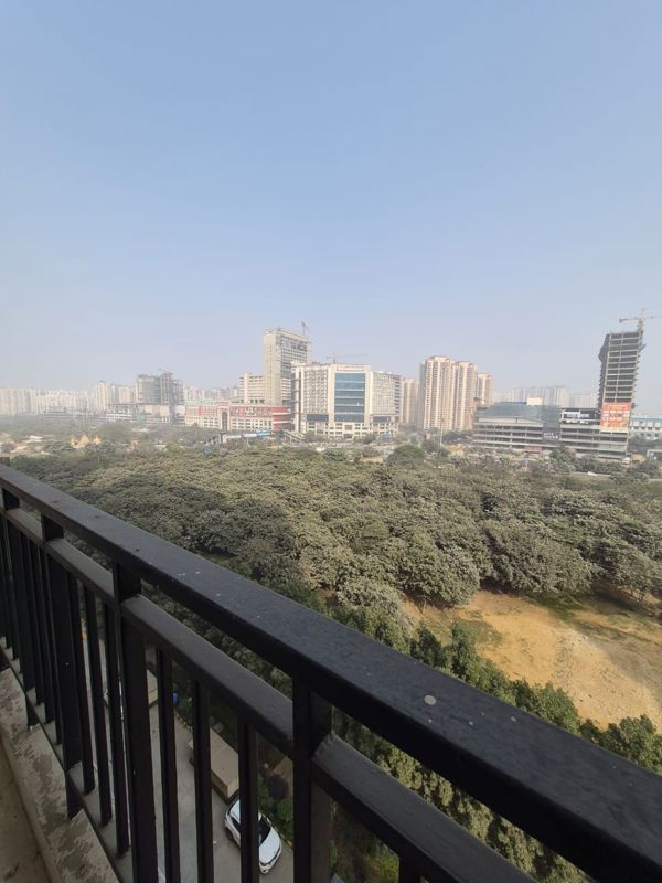 2 BHK + Servant Room 1165 Sq.Ft. Apartment in Gaur City 7th Avenue