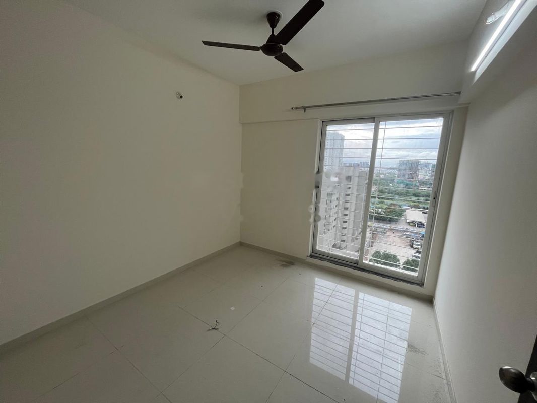 3 BHK Apartment For Rent in Mantra Insignia