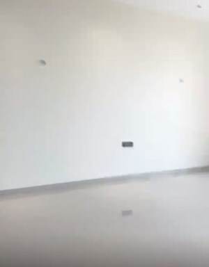 Room in 4 BHK Apartment at Regency Palms, Nerul – for Rent