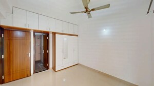 Room in 3 BHK Apartment at Kodathi – for Sale
