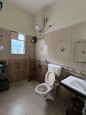 Bathroom in 3 BHK Villa at Pimple Saudagar – for Rent