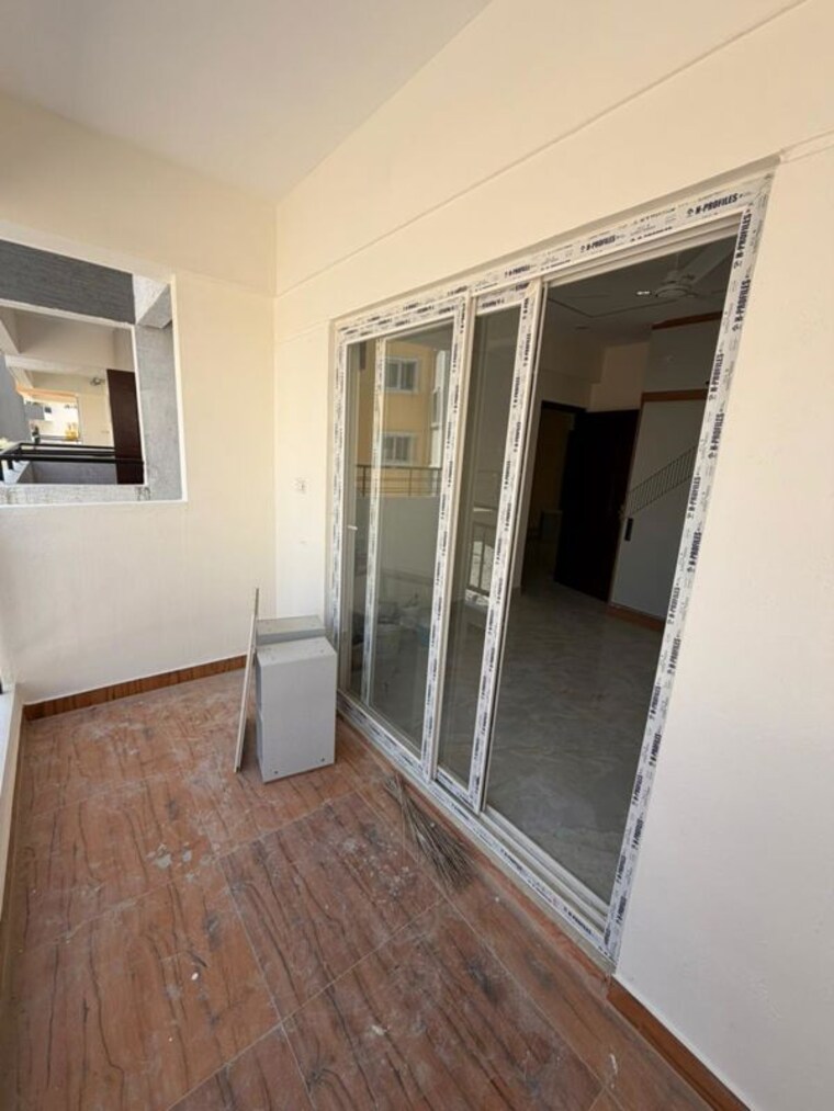 Balcony, mukunda-nandanam 3 Bedroom 1500 Sq.Ft. Apartment In Kodigehalli Bangalore 10318869
