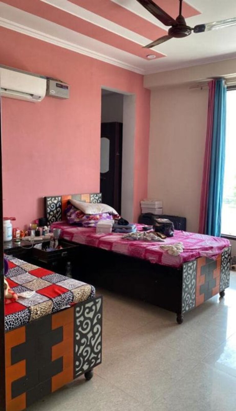 Bedroom, sector 39 Pg For Girls In Sector 39 10320792