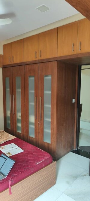 Room in 4 BHK Apartment at Sector 5 Kharghar – for Rent