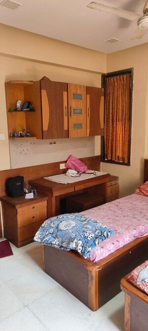 Bedroom in 4 BHK Apartment at Sector 5 Kharghar – for Rent