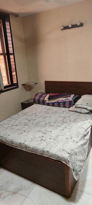 Bedroom in 4 BHK Apartment at Sector 5 Kharghar – for Rent