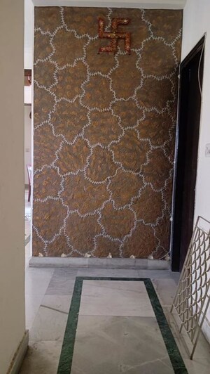 Balcony in 4 BHK Apartment at Alok Vihar, Sector 50 – for Rent