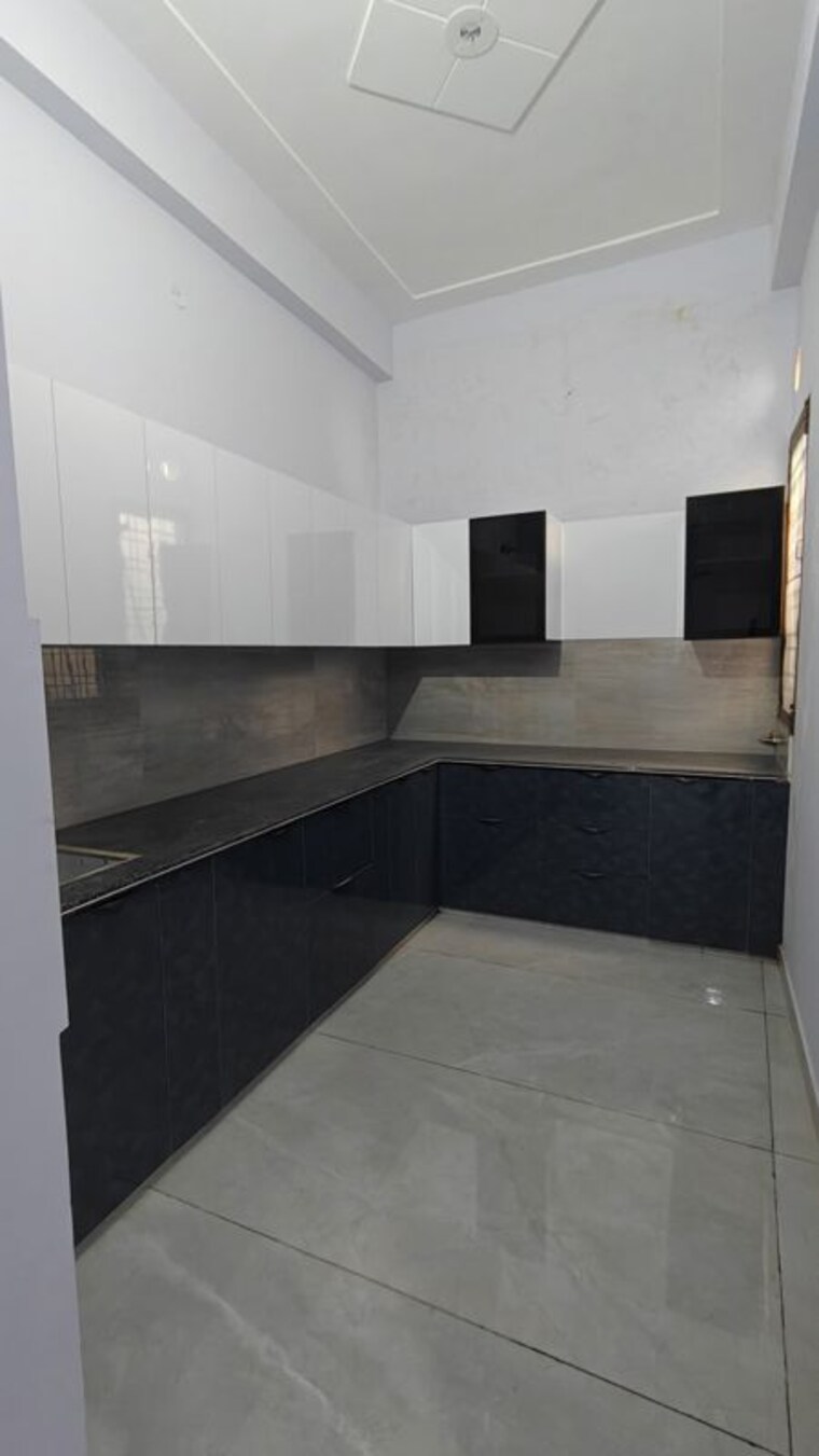 Kitchen, aman vihar 2 Bedroom 1200 Sq.Ft. Builder Floor In Aman Vihar Dehradun 10320840