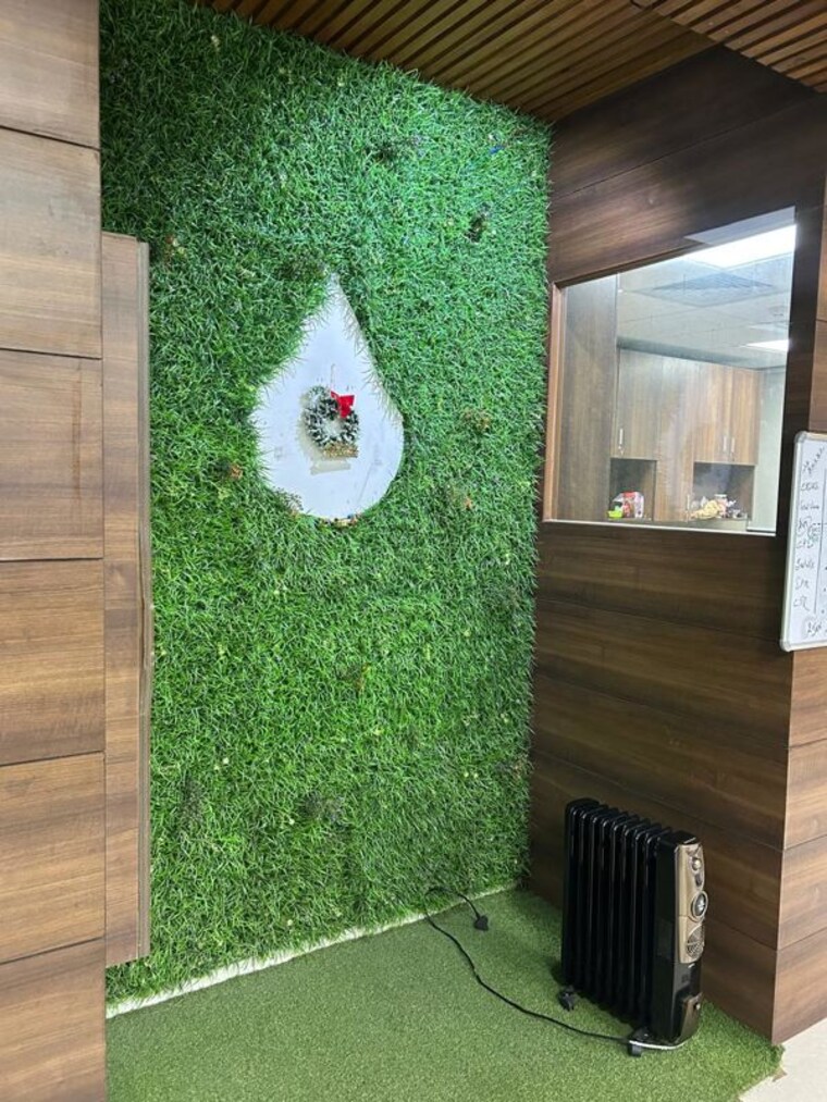 Other, ithums-62 Commercial Office Space 3600 Sq.Ft. In Sector 62 Noida 10320820