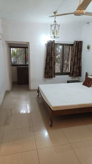 Bedroom in 2 BHK Apartment at Sonata Apartments Bandra West, Bandra West – for Rent