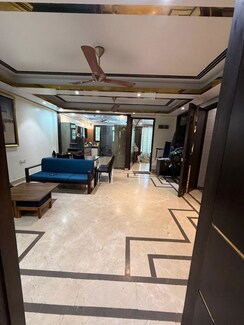 3 BHK + Servant Room Builder Floor For Rent in Saket