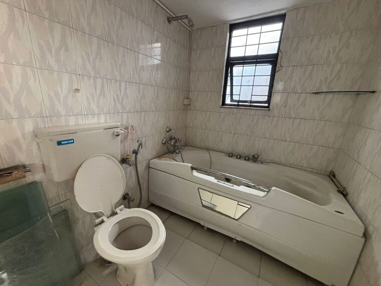 Bathroom, kumar-princetown-royal 3 Bedroom 1600 Sq.Ft. Apartment In Undri Pune 10320963